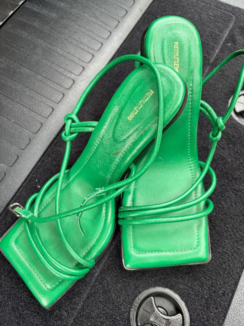 Green platform heels